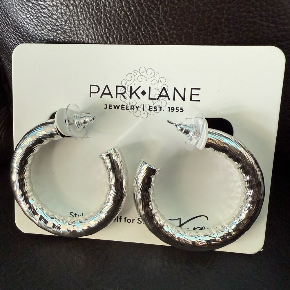 Brand new Park Lane Dallas hoop earrings.